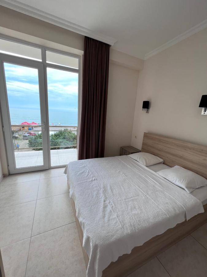 Sunshine Hotel Kvariati Εξωτερικό φωτογραφία