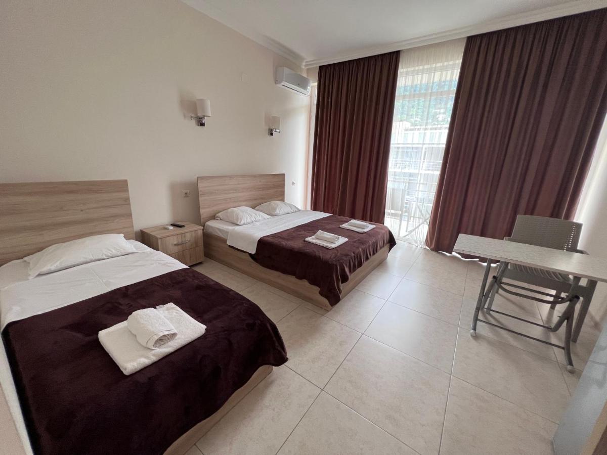Sunshine Hotel Kvariati Εξωτερικό φωτογραφία