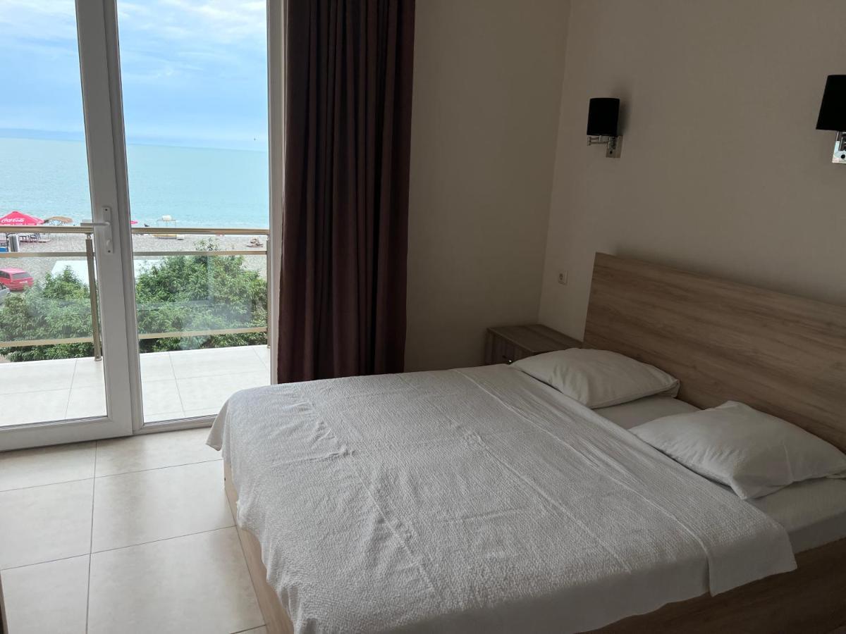 Sunshine Hotel Kvariati Εξωτερικό φωτογραφία